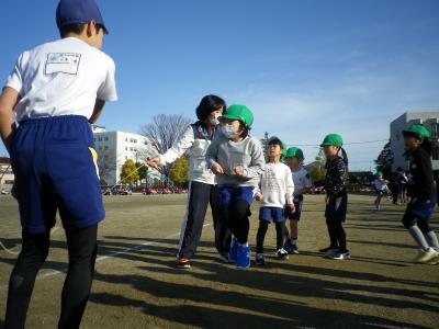 1年生の長縄の様子